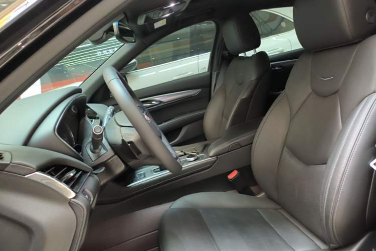 Used Cadillac CT5 2022 28T Luxury Version (Standard Edition) Left Front Seat