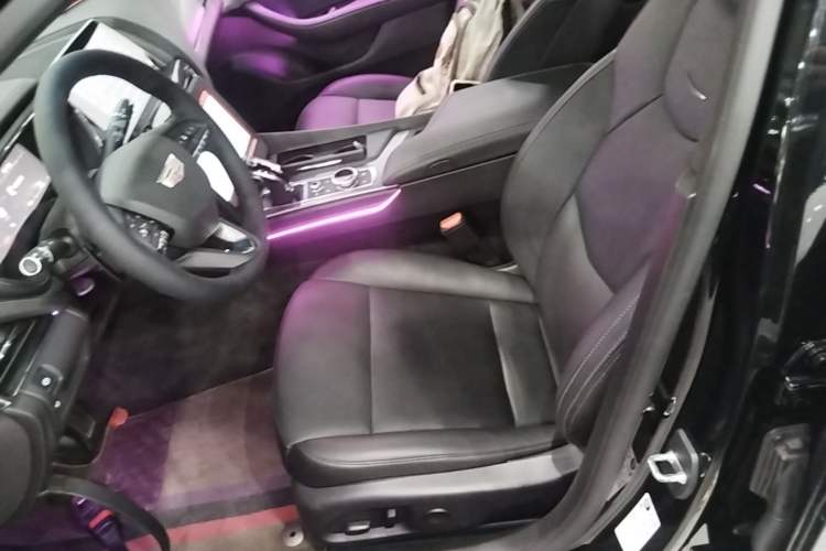 Used Cadillac CT5 2022 28T Prestige Edition Left Front Seat