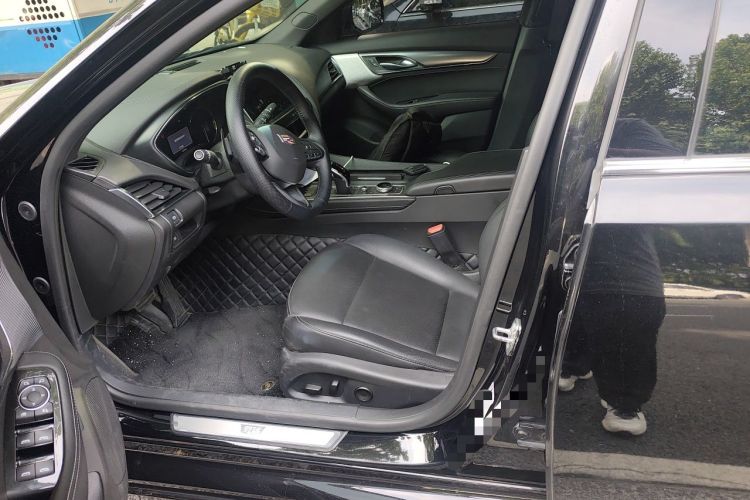 Used Cadillac CT5 2022 28T Luxury Version (Standard Edition) Left Front Seat
