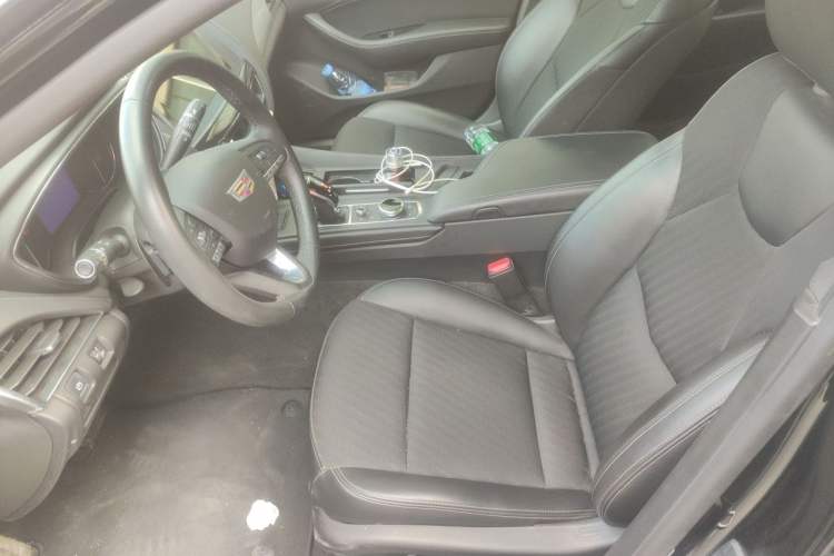 Used Cadillac CT5 2022 28T Fashion Edition Left Front Seat