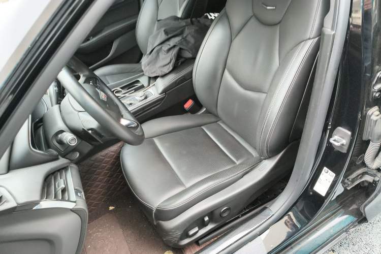 Used Cadillac CT5 2022 28T Luxury Version (Standard Edition) Left Front Seat
