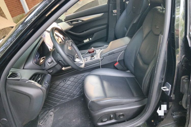 Used Cadillac CT5 2022 28T Luxury Edition Left Front Seat