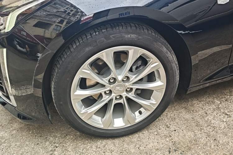 Used Cadillac CT5 2022 28T Luxury Version (Standard Edition) Left Front Wheel Hub