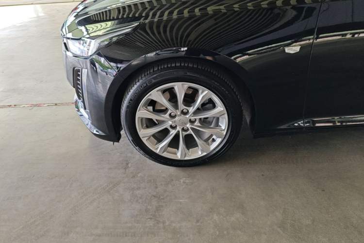 Used Cadillac CT5 2022 28T Luxury Version (Standard Edition) Left Front Wheel Hub