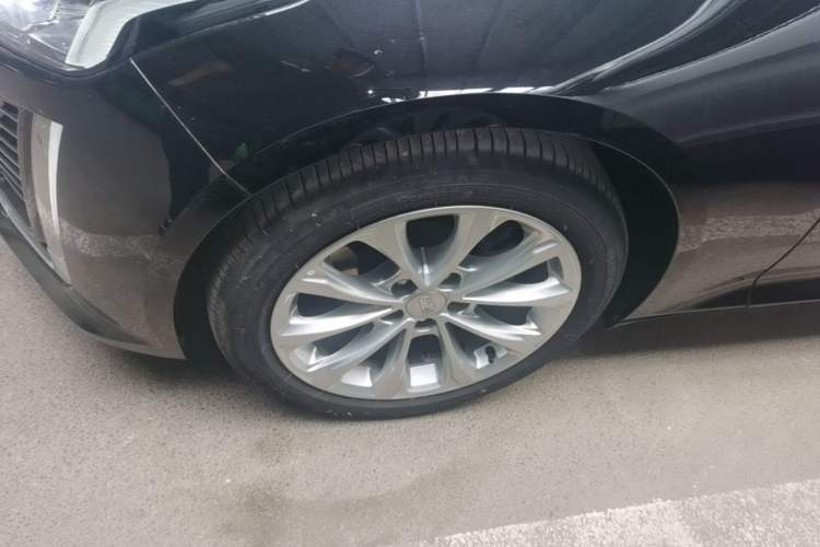 Used Cadillac CT5 2022 28T Luxury Version (Standard Edition) Left Front Wheel Hub