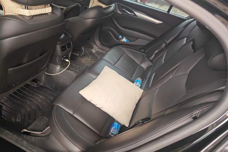 Used Cadillac CT5 2022 28T Luxury Edition Left Rear Seat