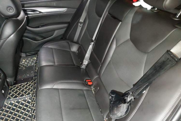 Used Cadillac CT5 2022 28T Luxury Version (Standard Edition) Left Rear Seat