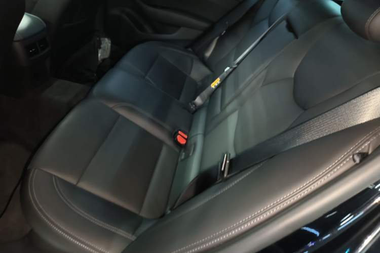 Used Cadillac CT5 2022 28T Luxury Edition Left Rear Seat