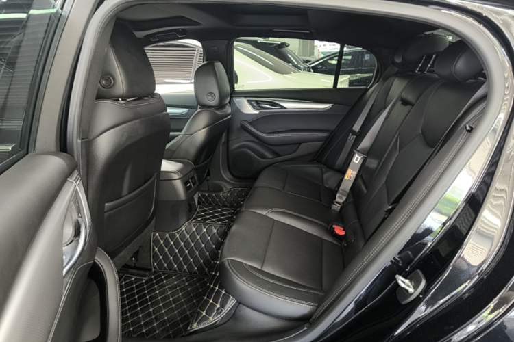 Used Cadillac CT5 2022 28T Luxury Edition Left Rear Seat