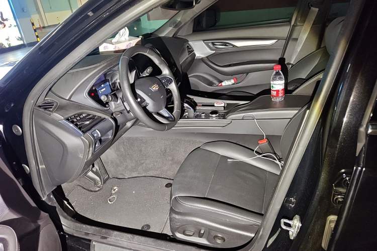 Used Cadillac CT5 2022 28T Luxury Version (Standard Edition) Left Rear Seat