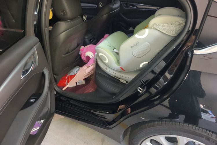 Used Cadillac CT5 2022 28T Luxury Version (Standard Edition) Left Rear Seat