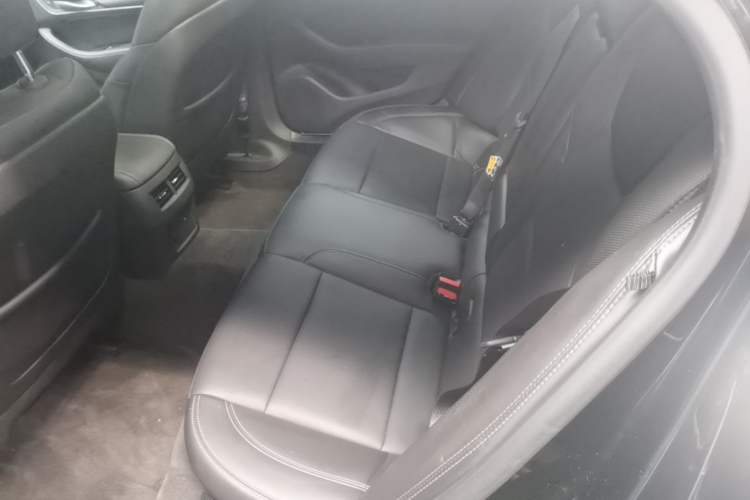Used Cadillac CT5 2022 28T Luxury Version (Standard Edition) Left Rear Seat
