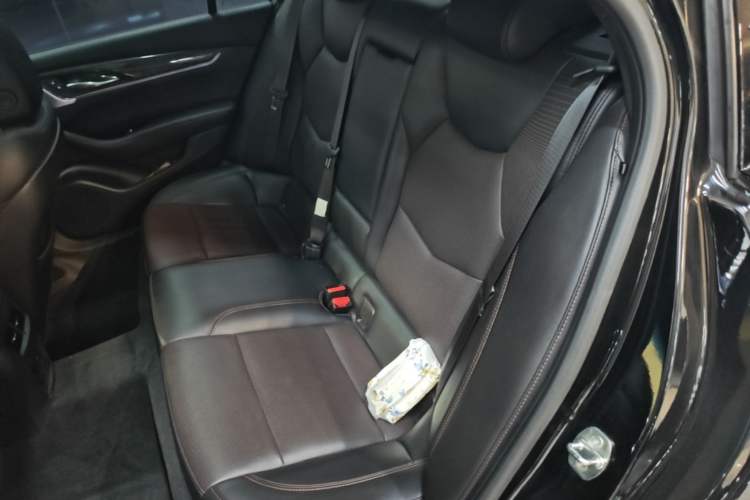 Used Cadillac CT5 2022 28T Platinum Edition Left Rear Seat