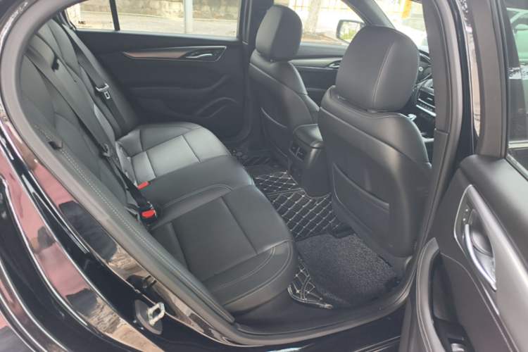 Used Cadillac CT5 2022 28T Luxury Version (Standard Edition) Left Rear Seat