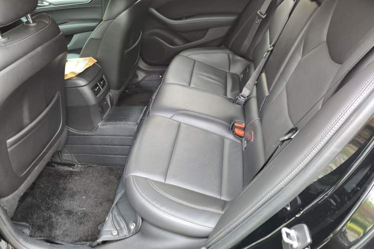 Used Cadillac CT5 2022 28T Luxury Version (Standard Edition) Left Rear Seat