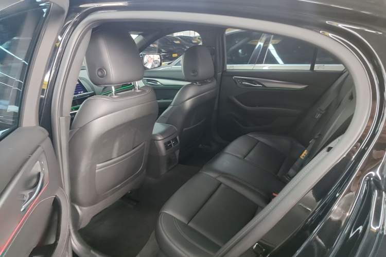 Used Cadillac CT5 2022 28T Luxury Version (Standard Edition) Left Rear Seat