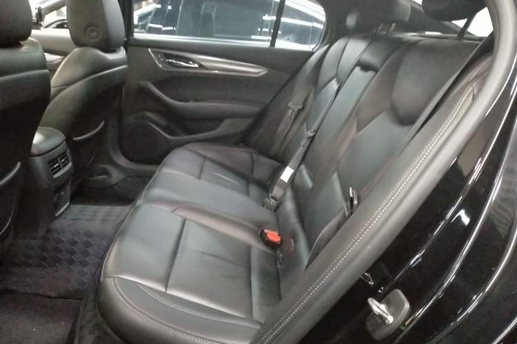 Used Cadillac CT5 2022 28T Luxury Version (Standard Edition) Left Rear Seat