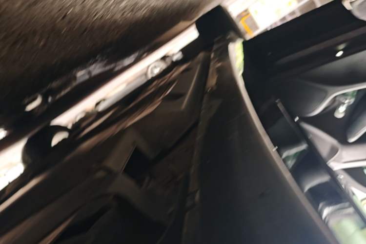 Used Cadillac CT5 2022 28T Luxury Version (Standard Edition) Left Side Sill