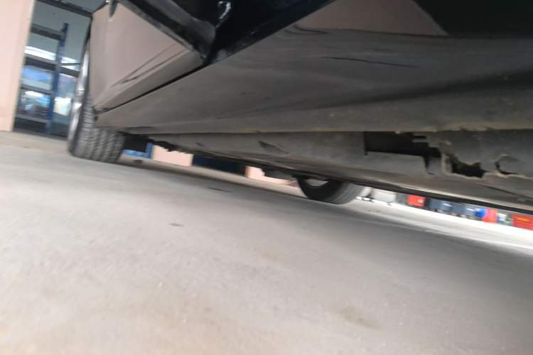 Used Cadillac CT5 2022 28T Luxury Version (Standard Edition) Left Side Sill