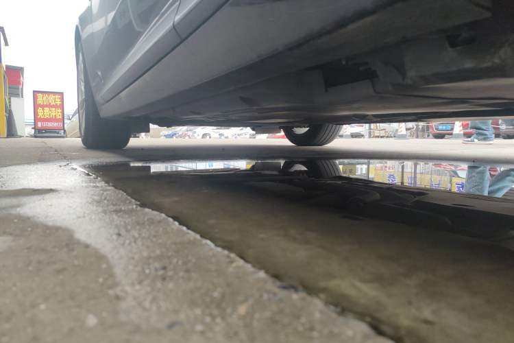 Used Cadillac CT5 2022 28T Luxury Edition Left Side Sill
