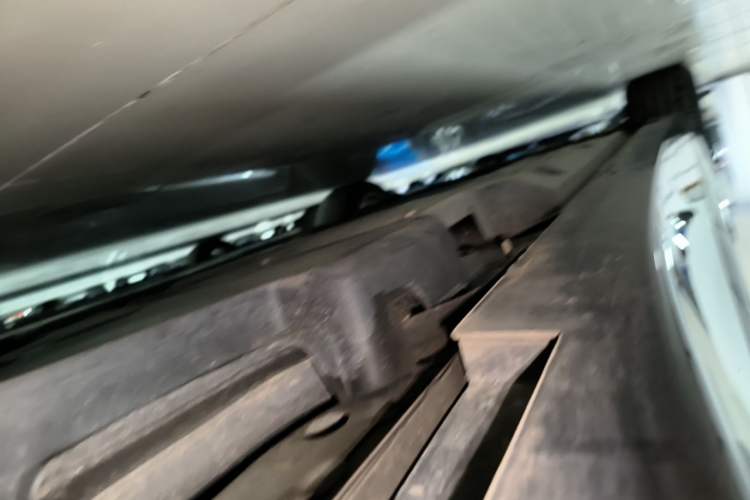 Used Cadillac CT5 2022 28T Luxury Edition Left Side Sill