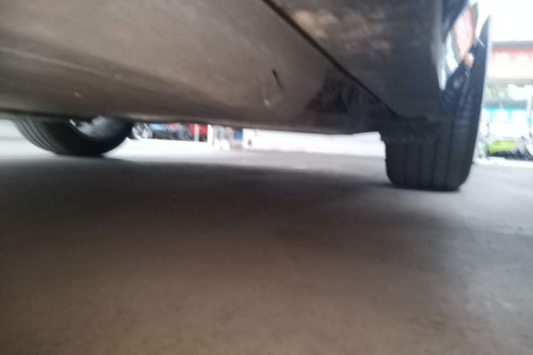 Used Cadillac CT5 2022 28T Luxury Version (Standard Edition) Left Side Sill