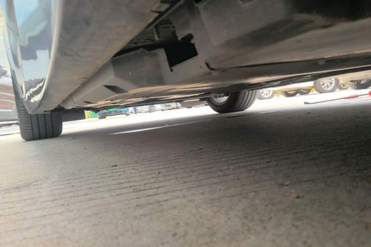 Used Cadillac CT5 2022 28T Luxury Version (Standard Edition) Left Side Sill