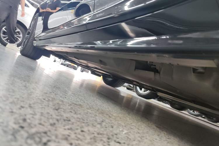 Used Cadillac CT5 2022 28T Luxury Version (Standard Edition) Left Side Sill