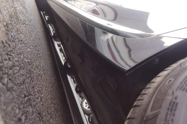 Used Cadillac CT5 2022 28T Fashion Edition Left Side Sill