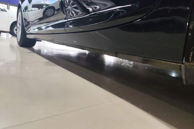 Used Cadillac CT5 2022 28T Luxury Version (Standard Edition) Left Side Sill