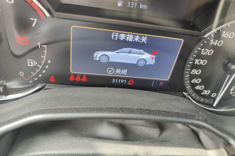 Used Cadillac CT5 2022 28T Luxury Edition Odometer Close Up