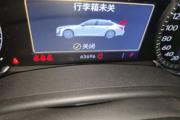 Used Cadillac CT5 2022 28T Luxury Version (Standard Edition) Odometer Close Up