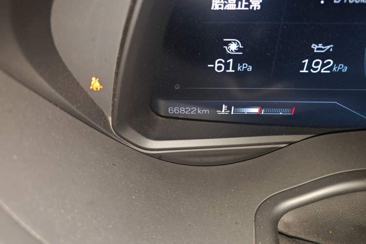 Used Cadillac CT5 2022 28T Luxury Edition Odometer Close Up