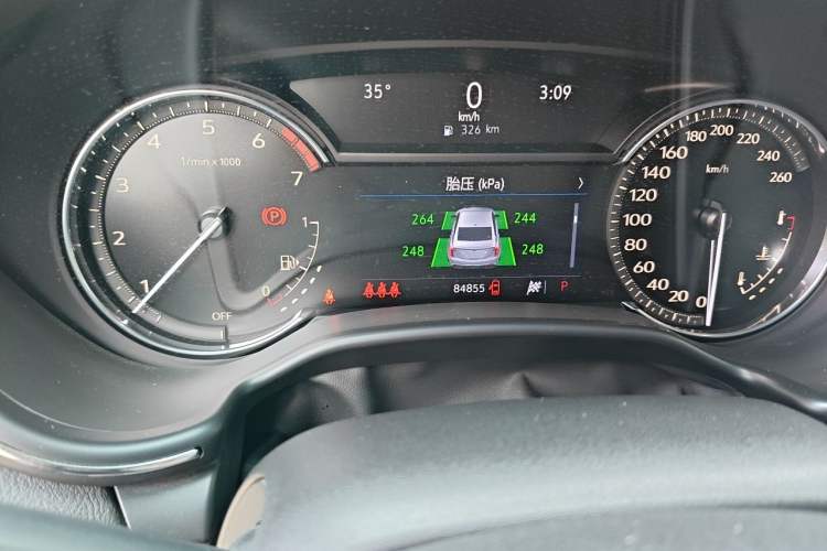 Used Cadillac CT5 2022 28T Luxury Version (Standard Edition) Odometer Close Up
