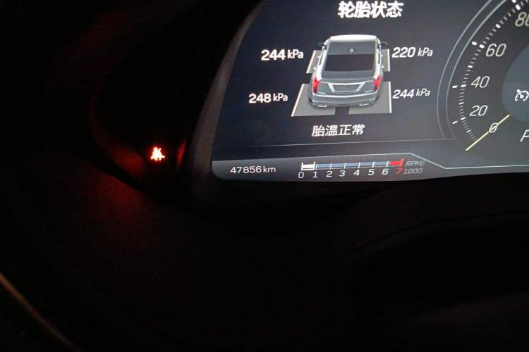 Used Cadillac CT5 2022 28T Luxury Version (Standard Edition) Odometer Close Up