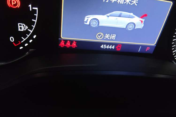Used Cadillac CT5 2022 28T Luxury Version (Standard Edition) Odometer Close Up