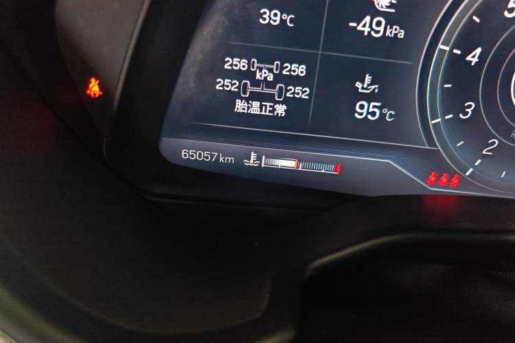 Used Cadillac CT5 2022 28T Prestige Edition Odometer Close Up
