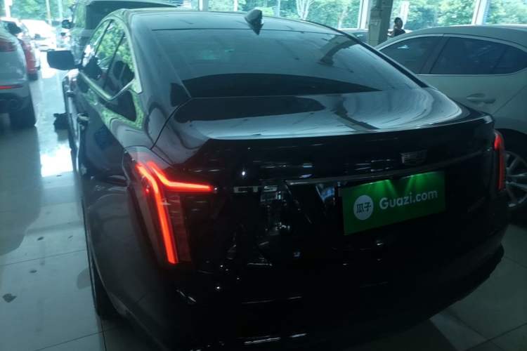 Used Cadillac CT5 2022 28T Fashion Edition Rear Left 45 Deg