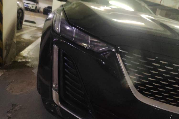 Used Cadillac CT5 2022 28T Luxury Version (Standard Edition) Right Front Headlight