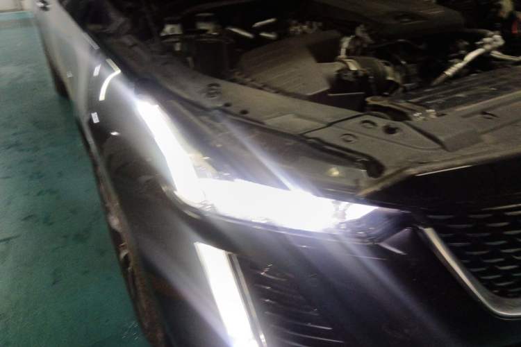 Used Cadillac CT5 2022 28T Prestige Edition Right Front Headlight