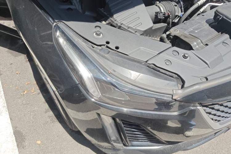 Used Cadillac CT5 2022 28T Luxury Edition Right Front Headlight