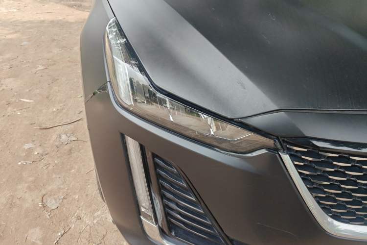Used Cadillac CT5 2022 28T Luxury Edition Right Front Headlight