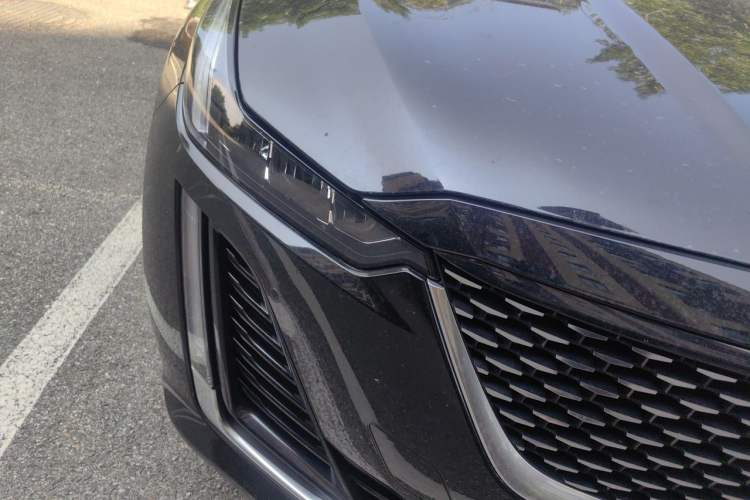 Used Cadillac CT5 2022 28T Luxury Version (Standard Edition) Right Front Headlight