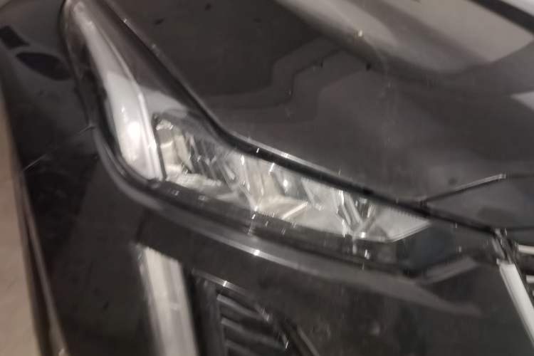 Used Cadillac CT5 2022 28T Luxury Version (Standard Edition) Right Front Headlight