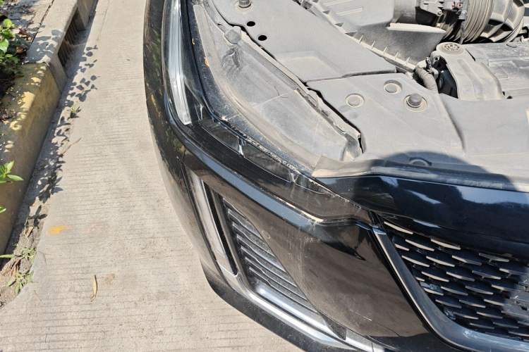 Used Cadillac CT5 2022 28T Luxury Version (Standard Edition) Right Front Headlight