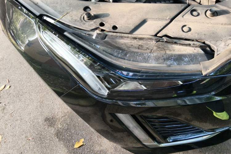 Used Cadillac CT5 2022 28T Luxury Edition Right Front Headlight
