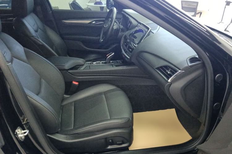 Used Cadillac CT5 2022 28T Luxury Version (Standard Edition) Right Front Seat