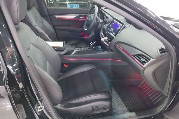 Used Cadillac CT5 2022 28T Luxury Edition Right Front Seat