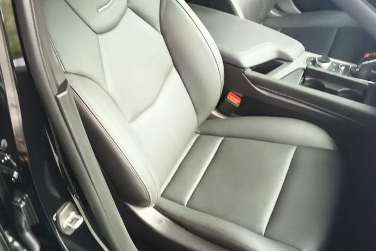 Used Cadillac CT5 2022 28T Luxury Version (Standard Edition) Right Front Seat