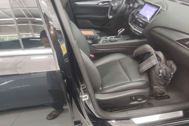 Used Cadillac CT5 2022 28T Luxury Version (Standard Edition) Right Front Seat